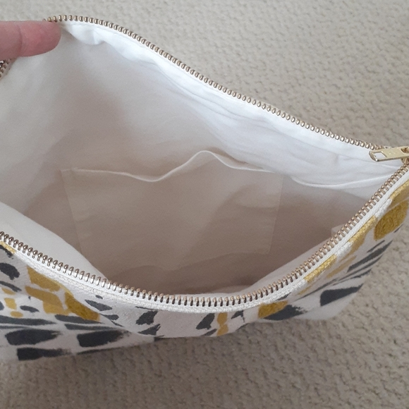 Foldover Zipper Pouch / Clutch - Picture 4 of 6